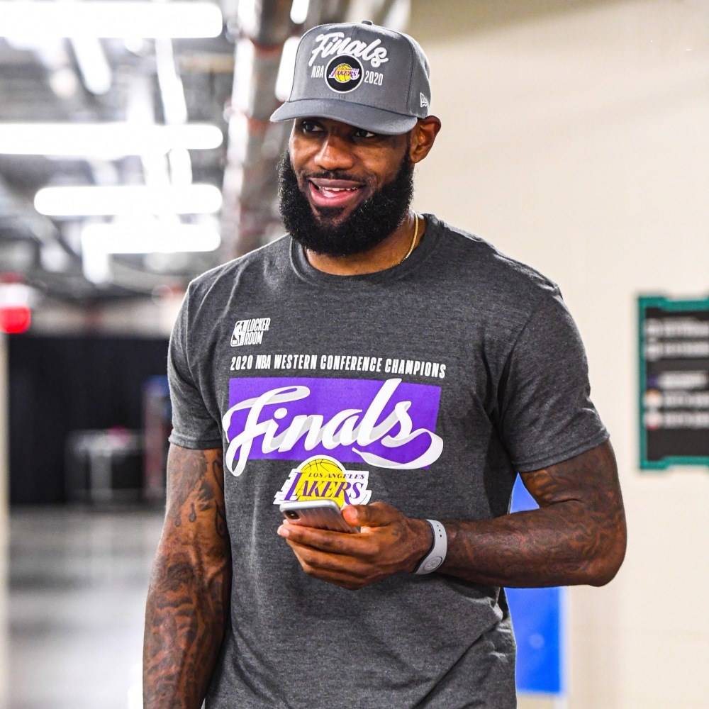 九游体育官方网站-包含转会期突围战来临,托特纳姆围绕NBA总决赛完成体检,气氛紧张,赛季目标并未改变的词条