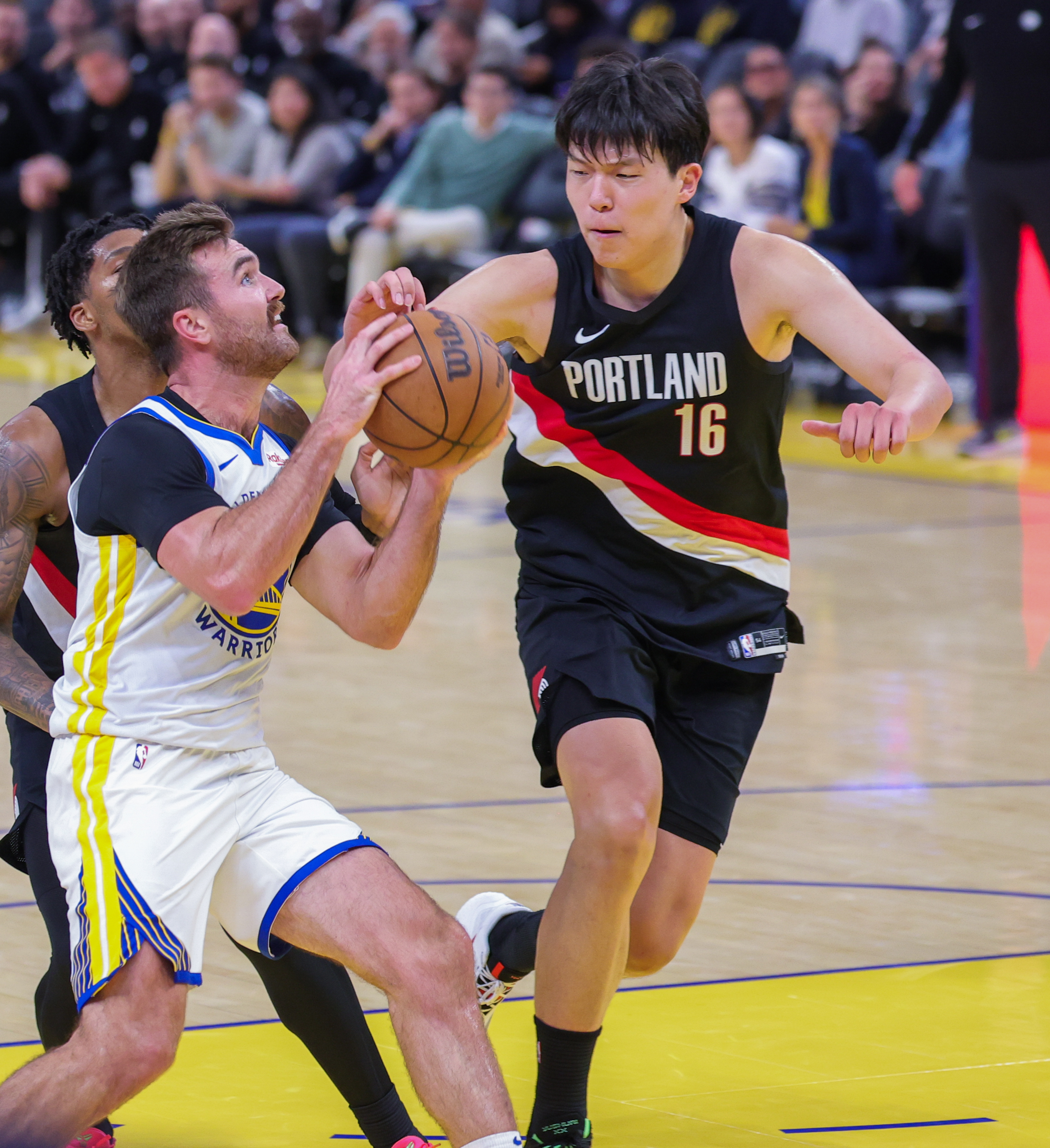 九游网页版入口-关键时刻NBA总决赛传出新动向；金州勇士再遭质疑；管理层表态——信心回归；年轻球员得到机会的简单介绍